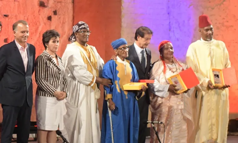 المهرجان الوطني للفولكلور بمراكش يحتفي بأيقونة ورواد الفرق الشعبية