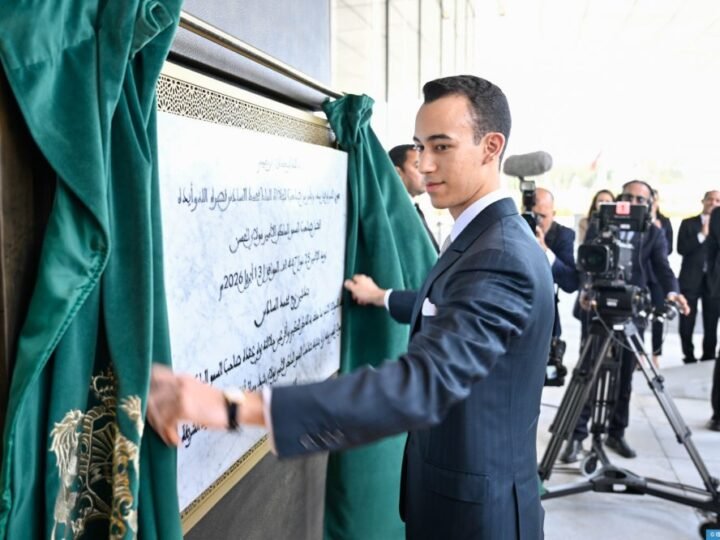 بأمر من جلالة الملك، صاحب السمو الملكي ولي العهد الأمير مولاي الحسن يدشن “برج محمد السادس”، رمز للحداثة ولإشعاع المدينتين التوأم الرباط وسلا