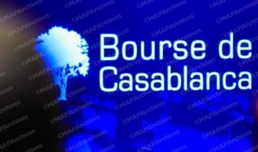 بورصة الدار البيضاء تستهل تداولاتها على وقع إيجابي ومؤشرات الأداء تتباين